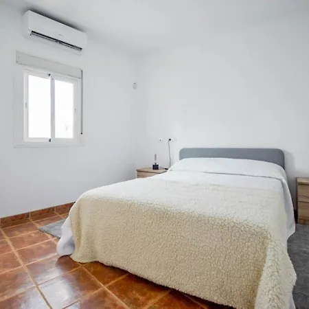 Semesterbostad Casares 9 *