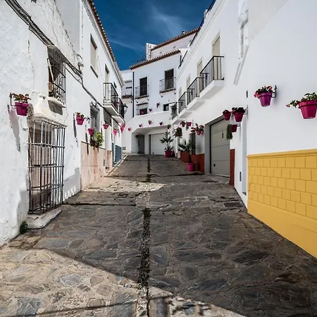 Casares 9 Semesterbostad